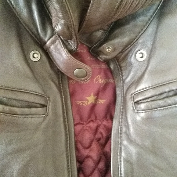 Levi's Aviator Leather Bomber Jacket - Picture 3 of 14